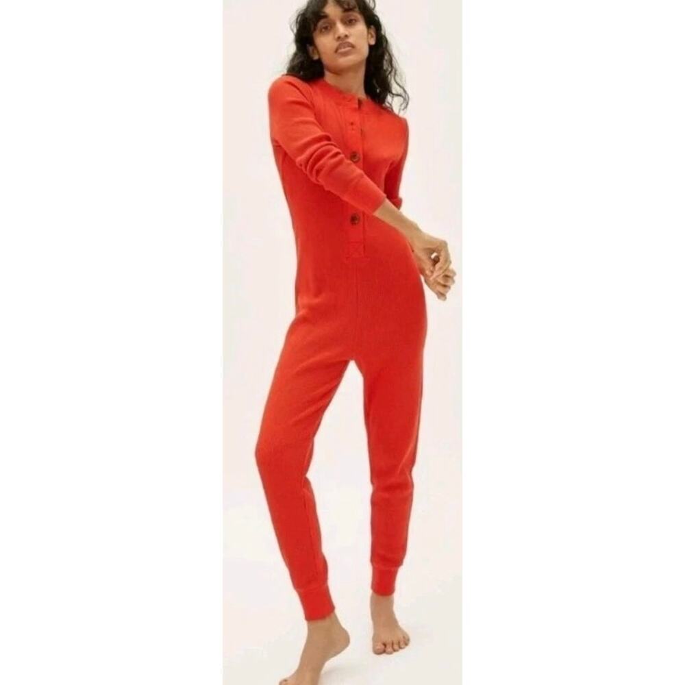 Everlane Waffle Knit Henley One Piece Lounge Pajama Jumpsuit in Currant, Size XL